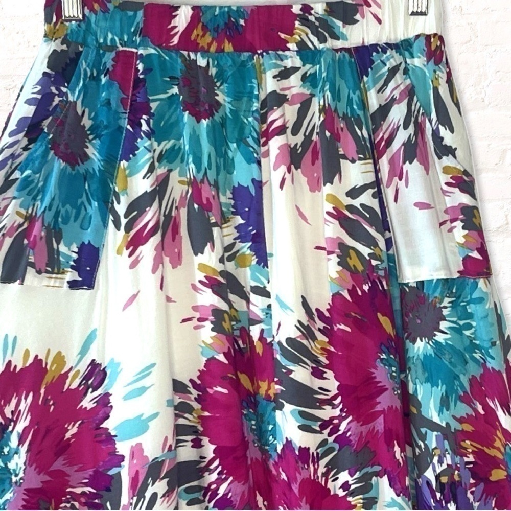 Old Navy Floral Pleated A-Line Skirt Size Small White Purple Pink Blue - Picture 4 of 7